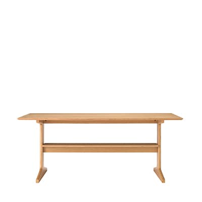 リビングでもダイニングでもつかえるテーブル・３・オーク材