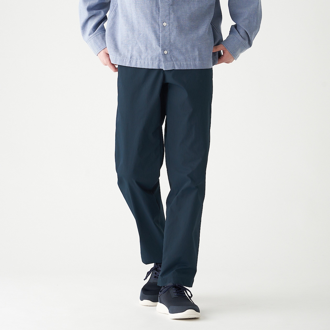 撥水ストレッチチノテーパードパンツ 紳士ｌ ダークネイビー パンツ 紳士 メンズ 通販 無印良品