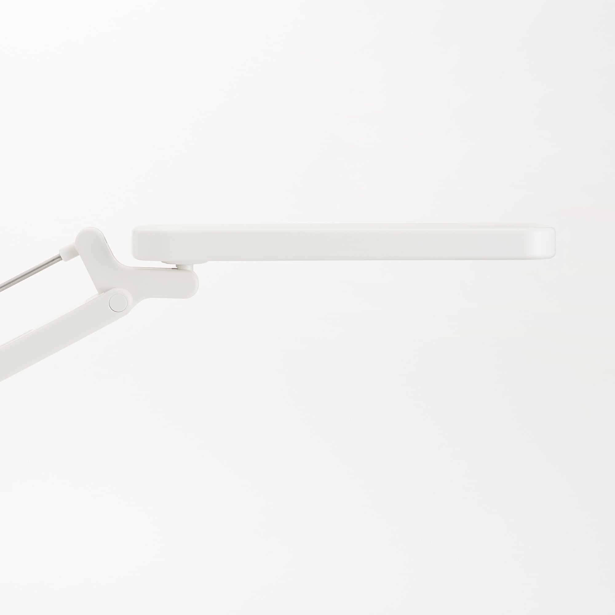 電源がつかえるデスクライト　ベース付