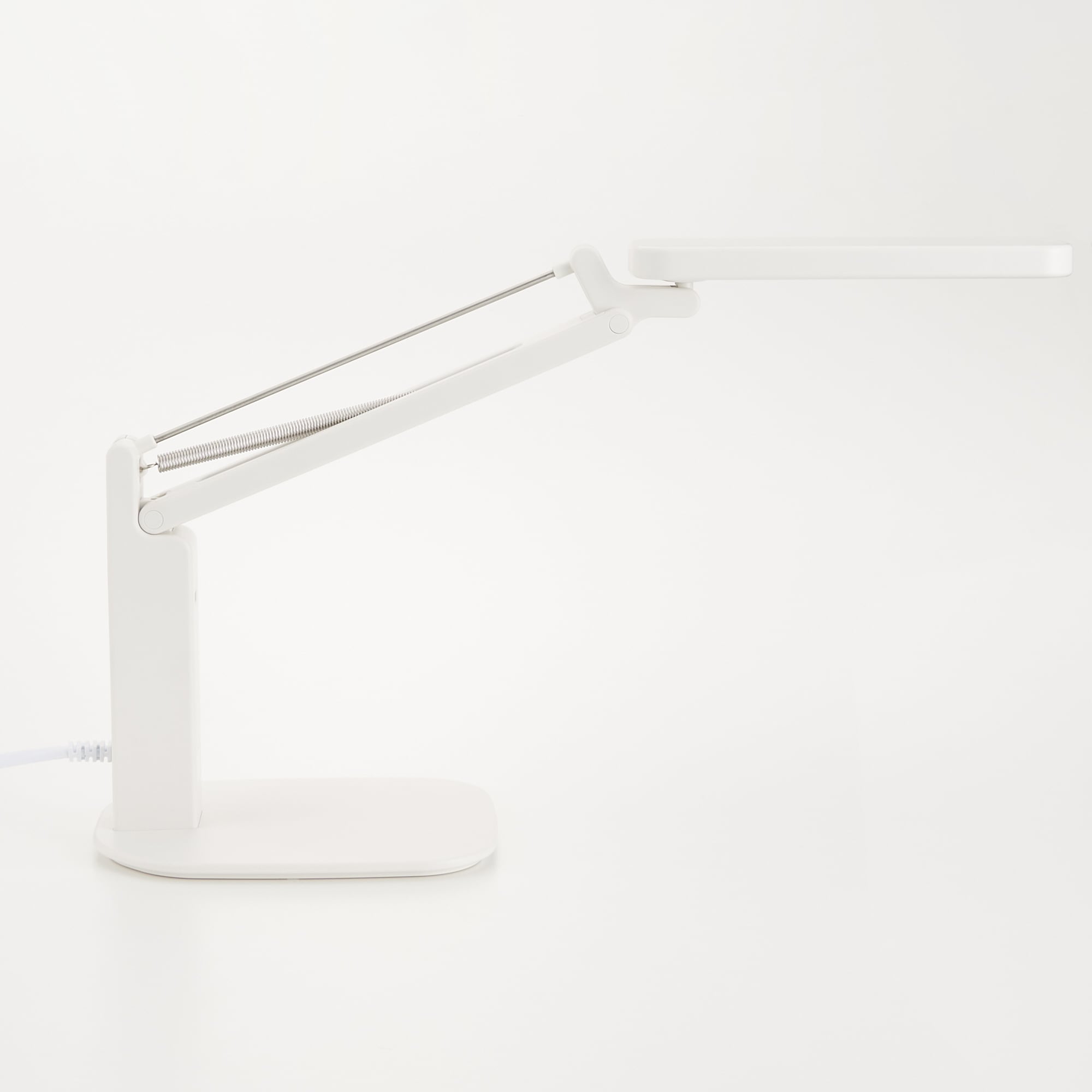 電源がつかえるデスクライト　ベース付