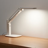 電源がつかえるデスクライト　ベース付