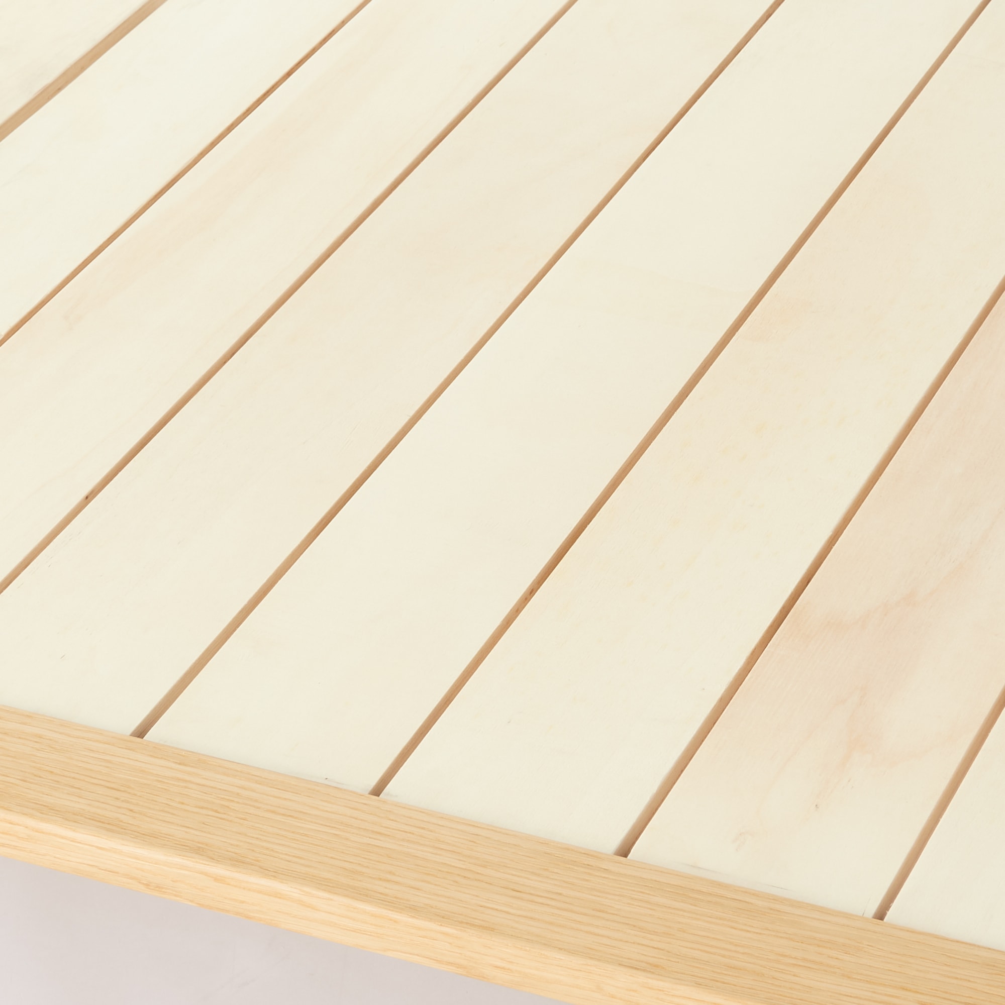 木製ベッドフレーム