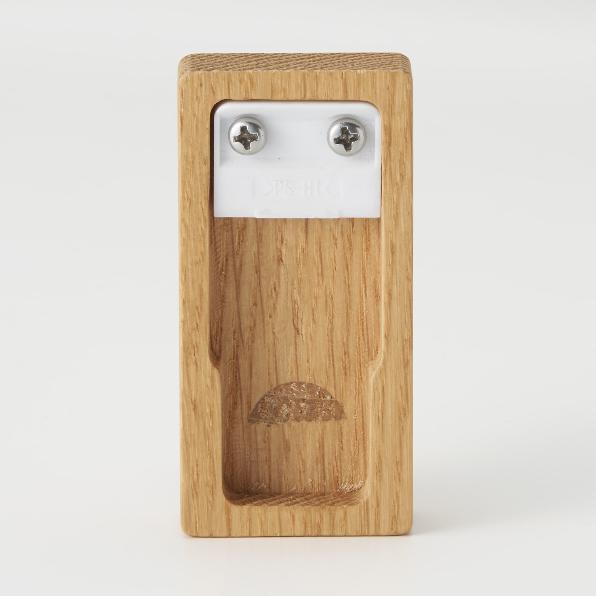 壁に付けられる家具フック