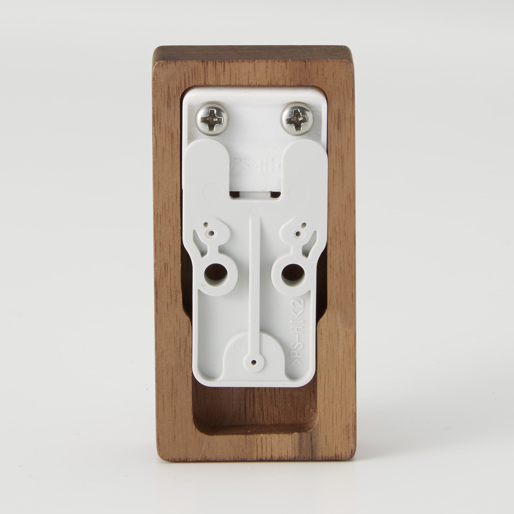 壁に付けられる家具フック