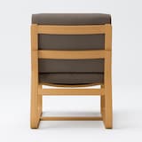 リビングでもダイニングでもつかえる　洗いざらしの綿帆布カバー