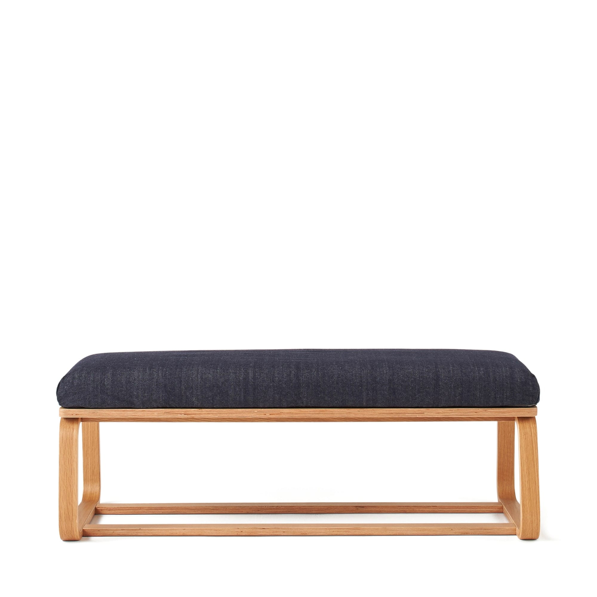 リビングでもダイニングでもつかえる　綿デニムカバー