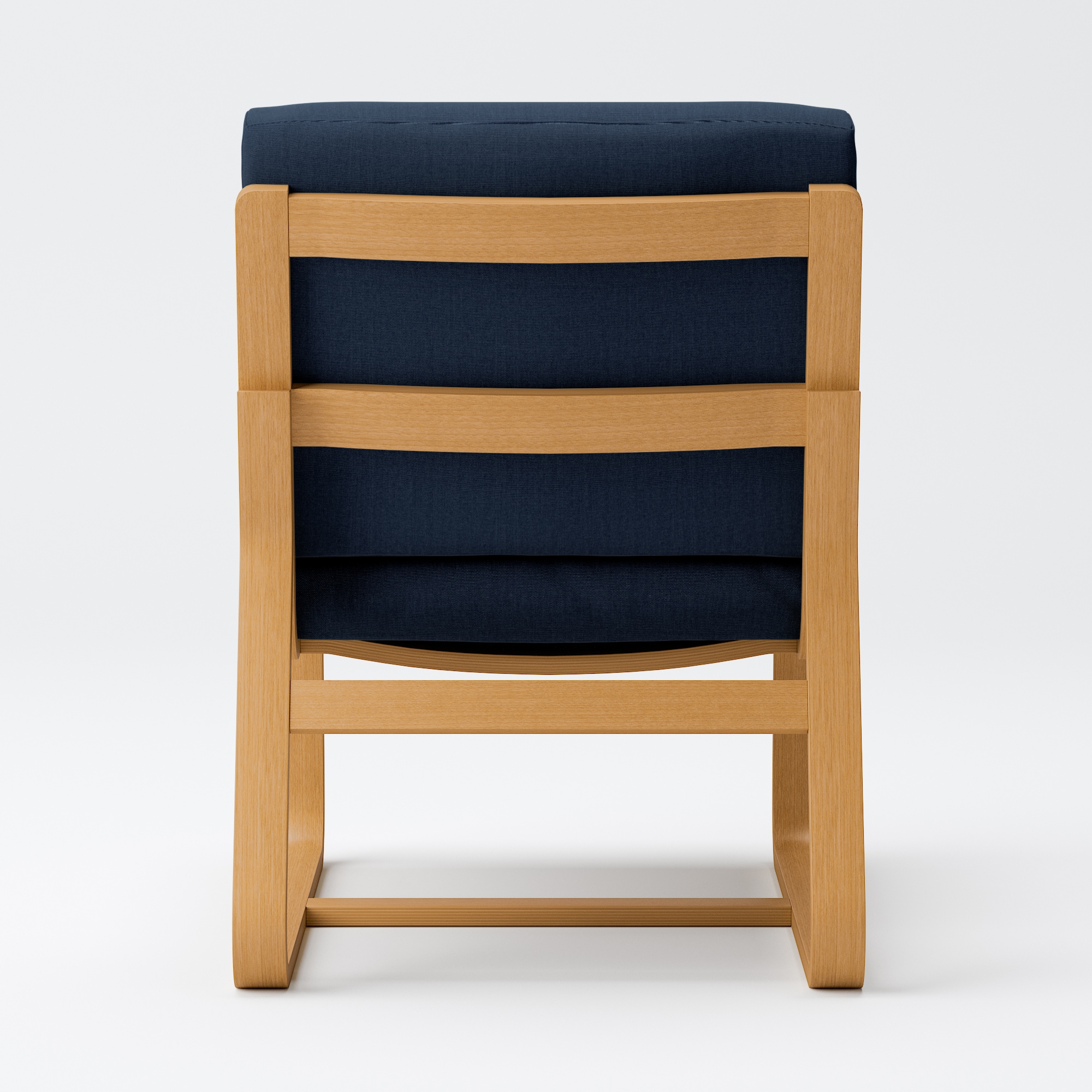 リビングでもダイニングでもつかえる　再生ポリエステル使い平織カバー