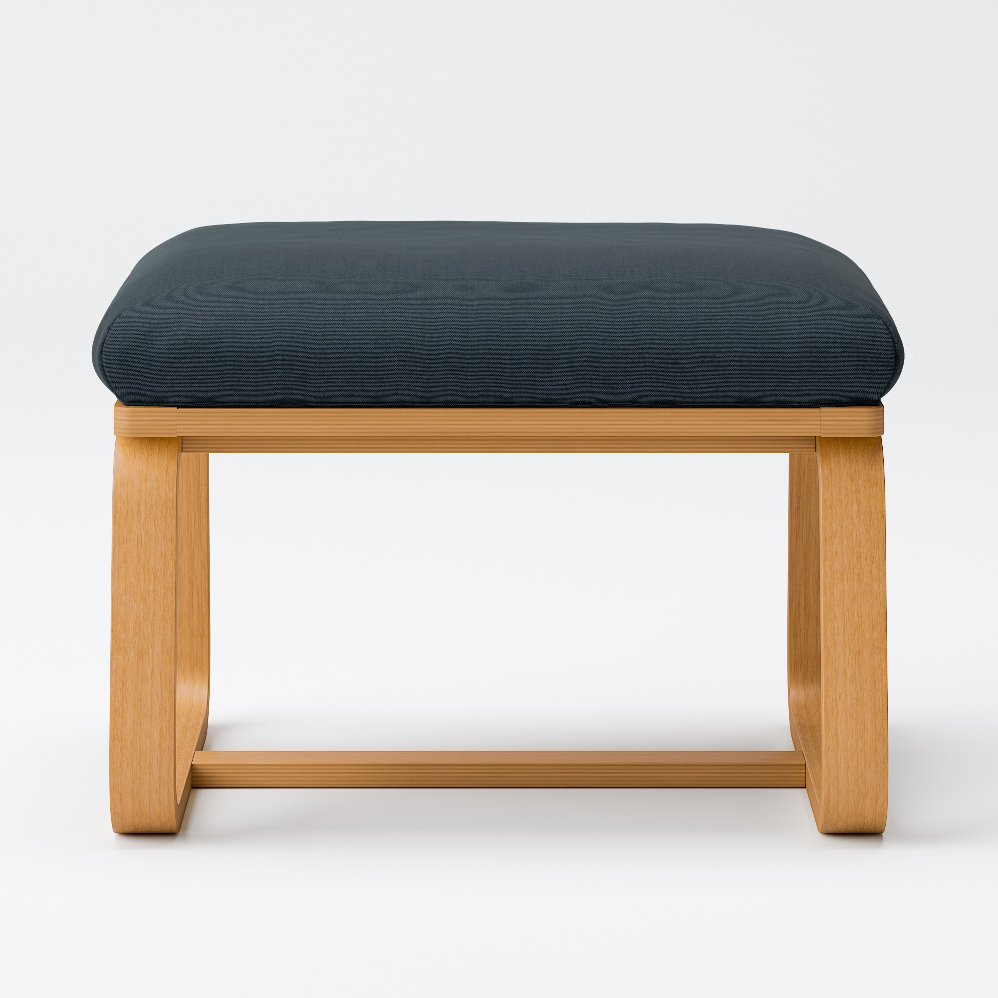 リビングでもダイニングでもつかえる　再生ポリエステル使い平織カバー