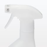 逆さでも使えるスプレーボトル