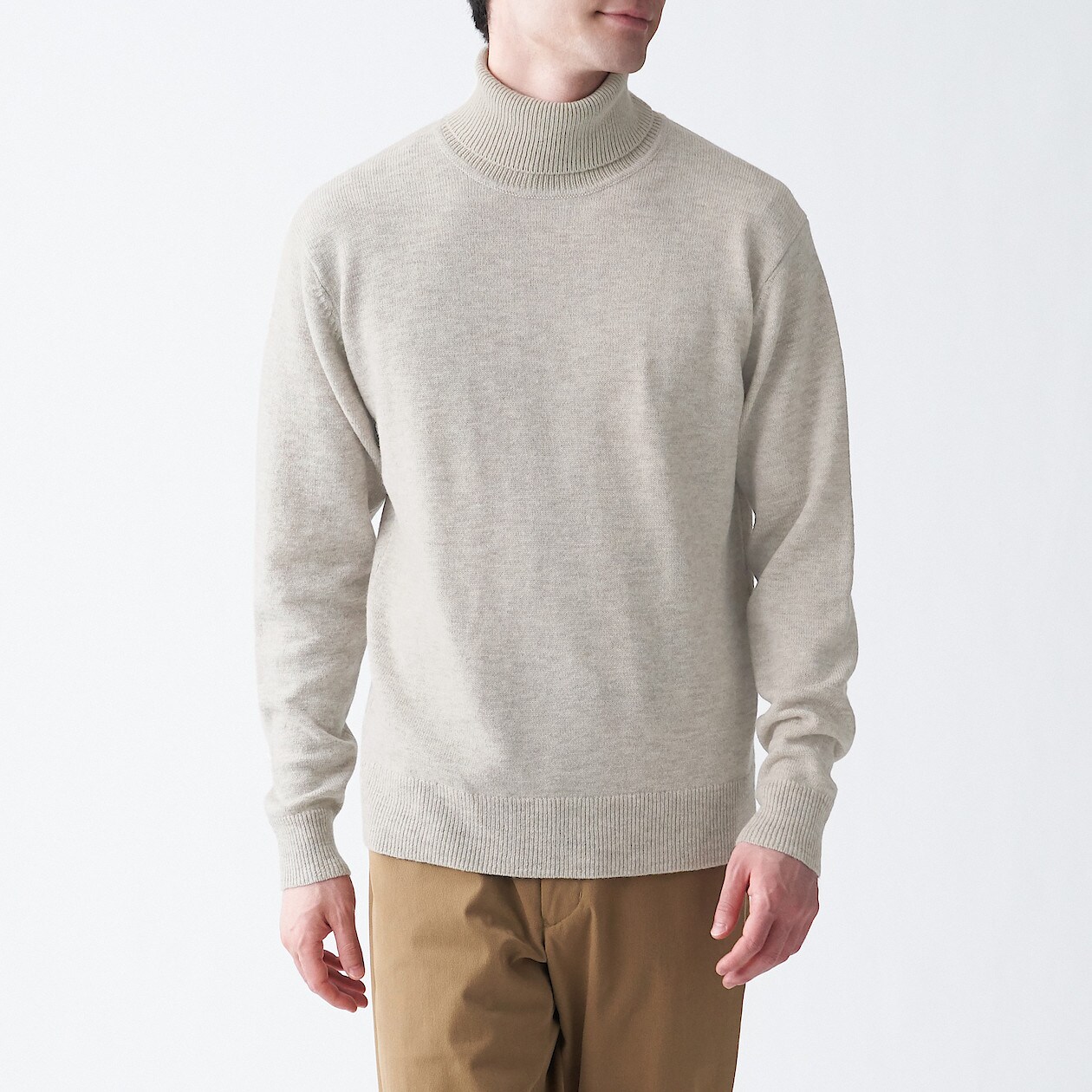 首のチクチクを抑えた天竺タートルネックセーター 紳士ｘｌ オートミール セーター ニット 紳士 メンズ 通販 無印良品