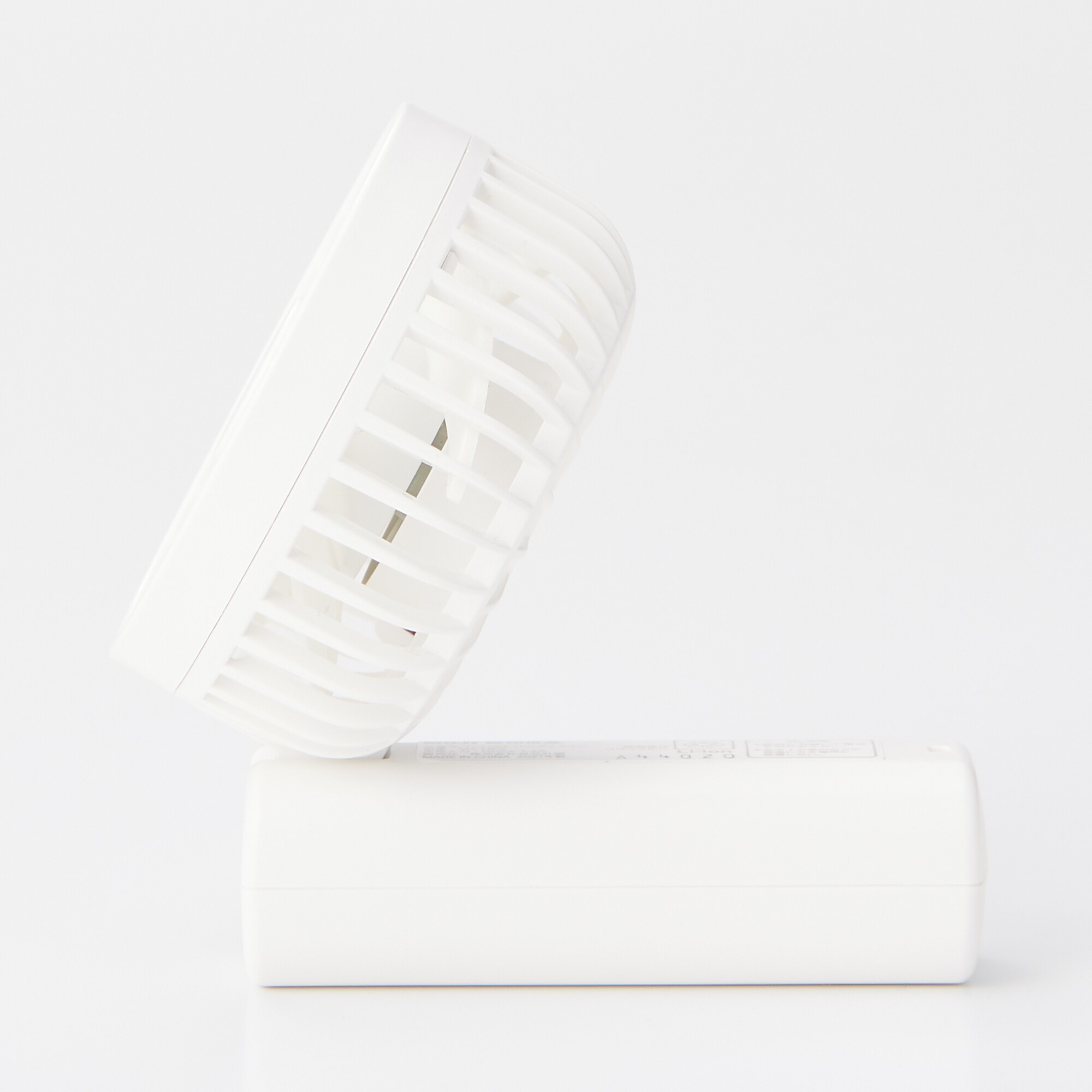 充電式コンパクトハンディファン