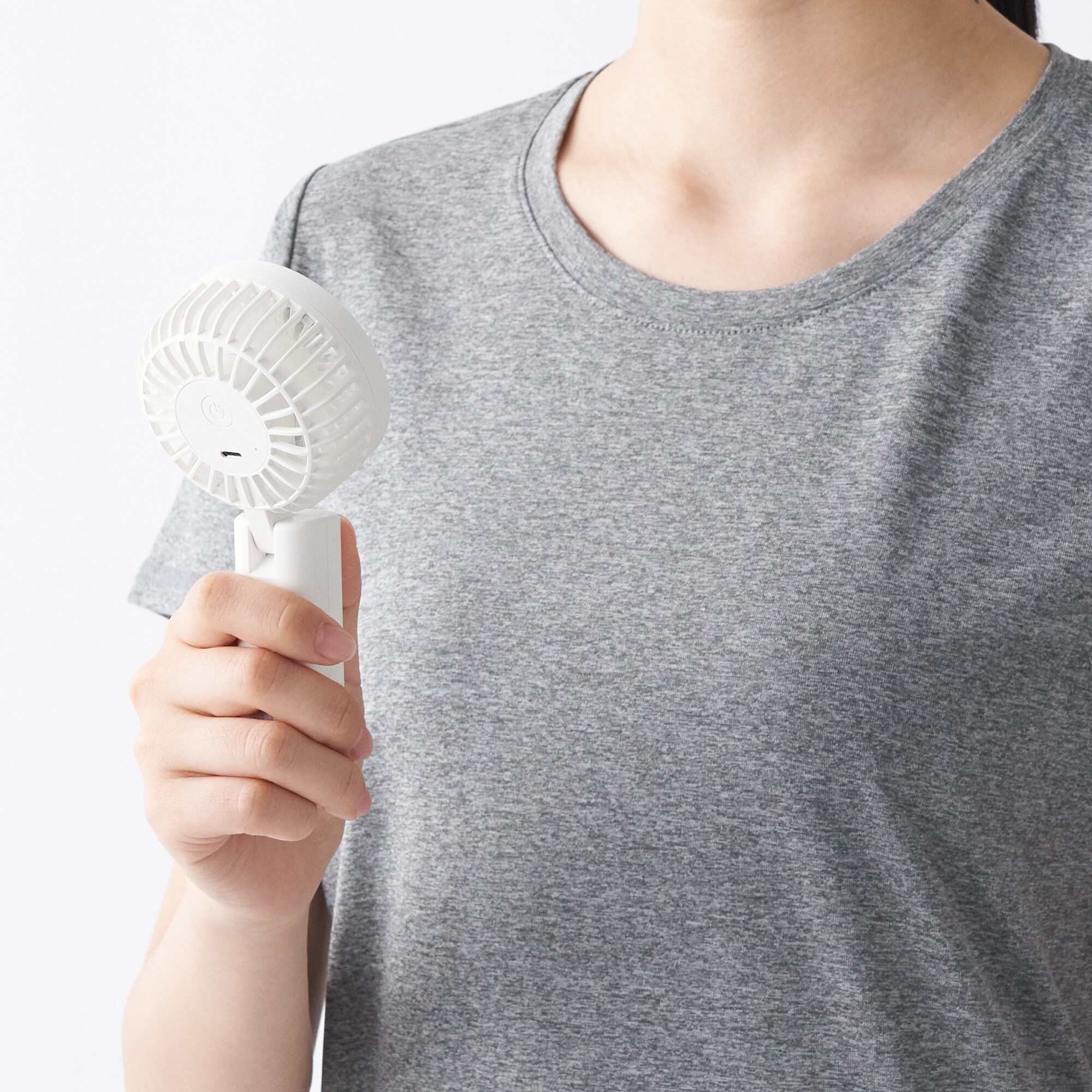 充電式コンパクトハンディファン