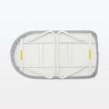 カバーが取り替えられるアイロン台