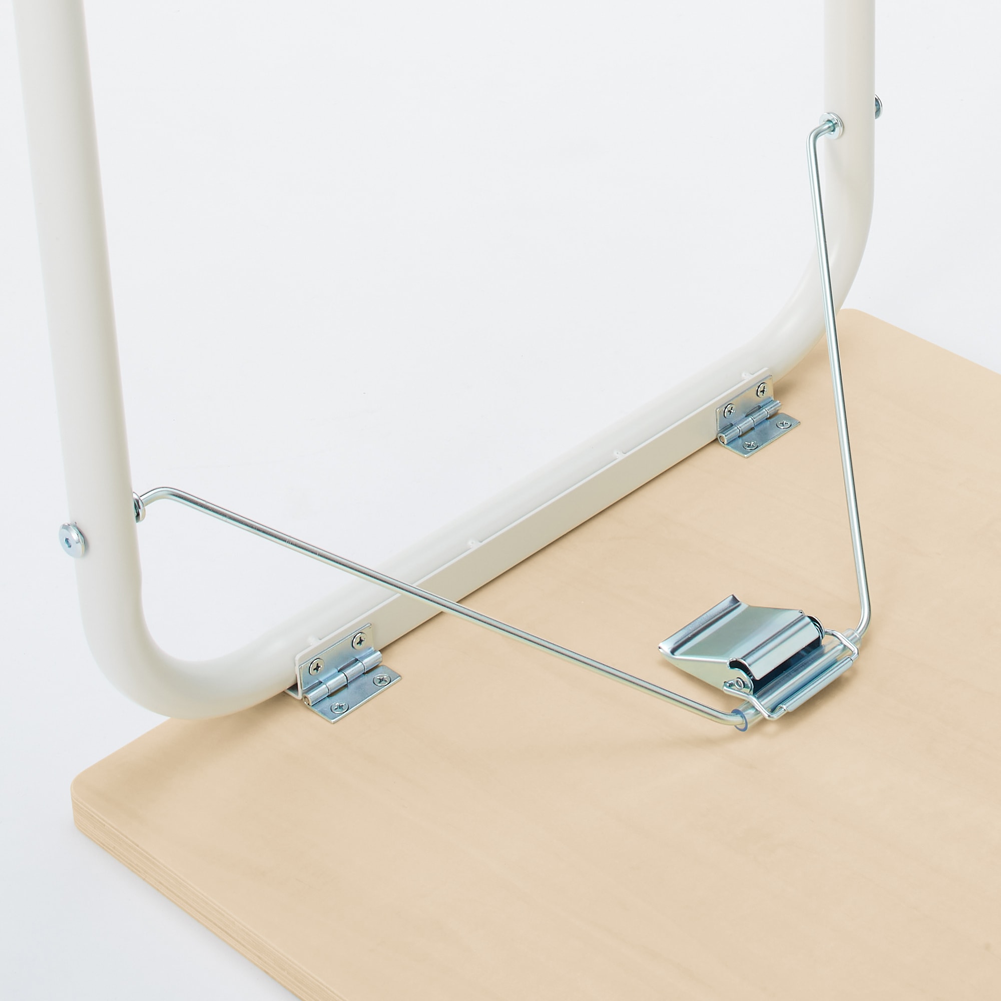 スチールパイプテーブル