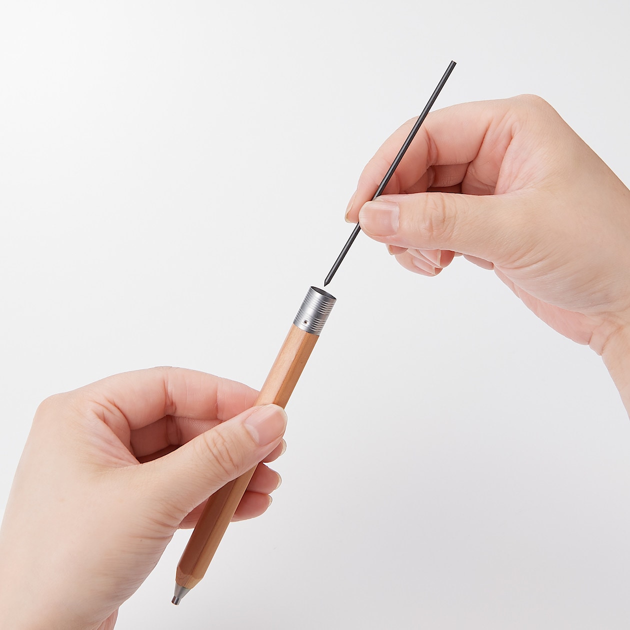 木軸２ｍｍ芯シャープペン用芯