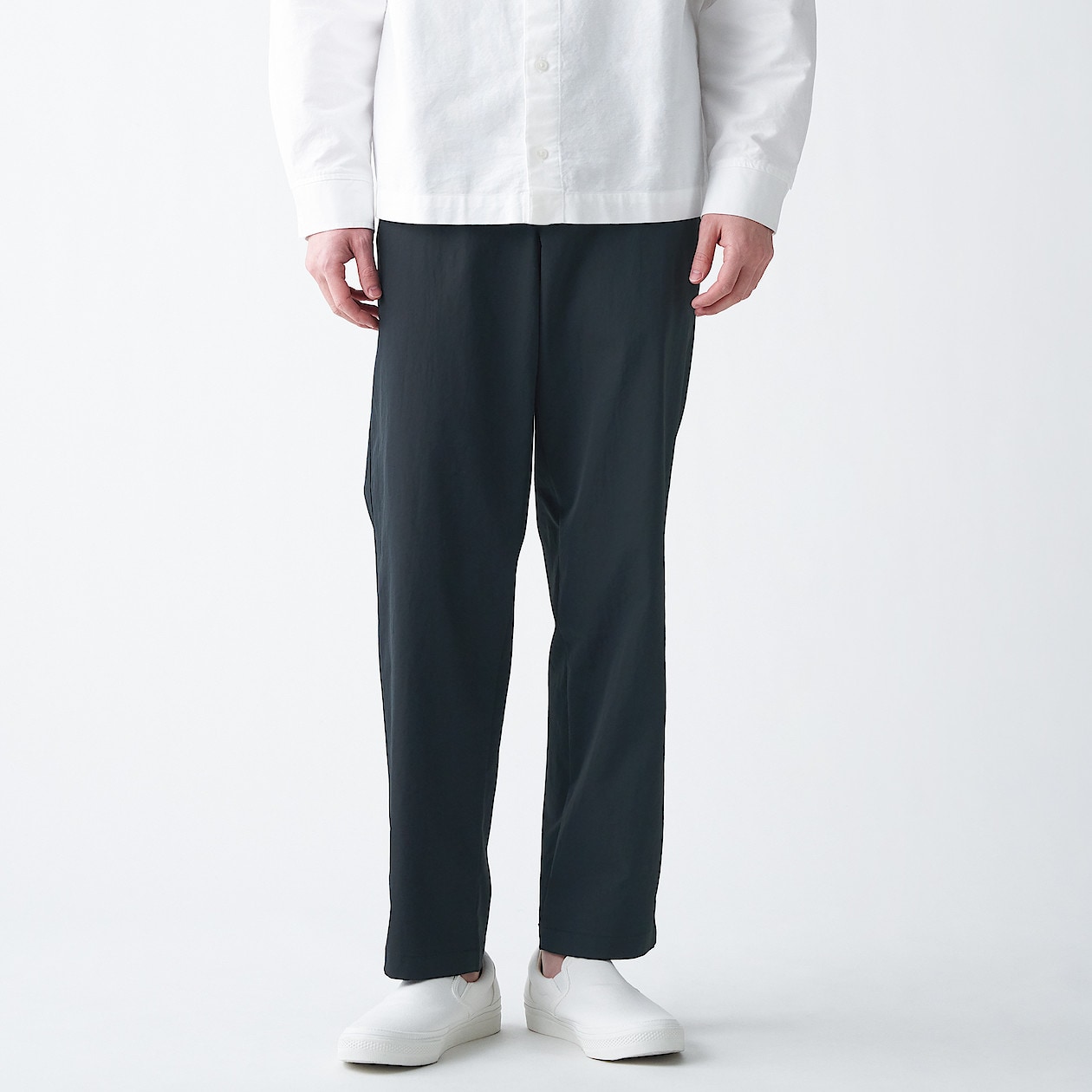 撥水 ストレッチチノテーパードパンツ 紳士ｓ 黒 通販 無印良品