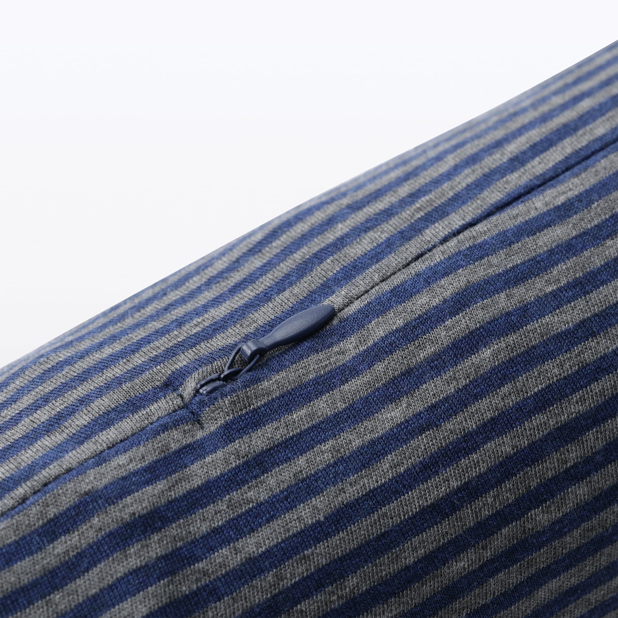 フィットするネッククッション