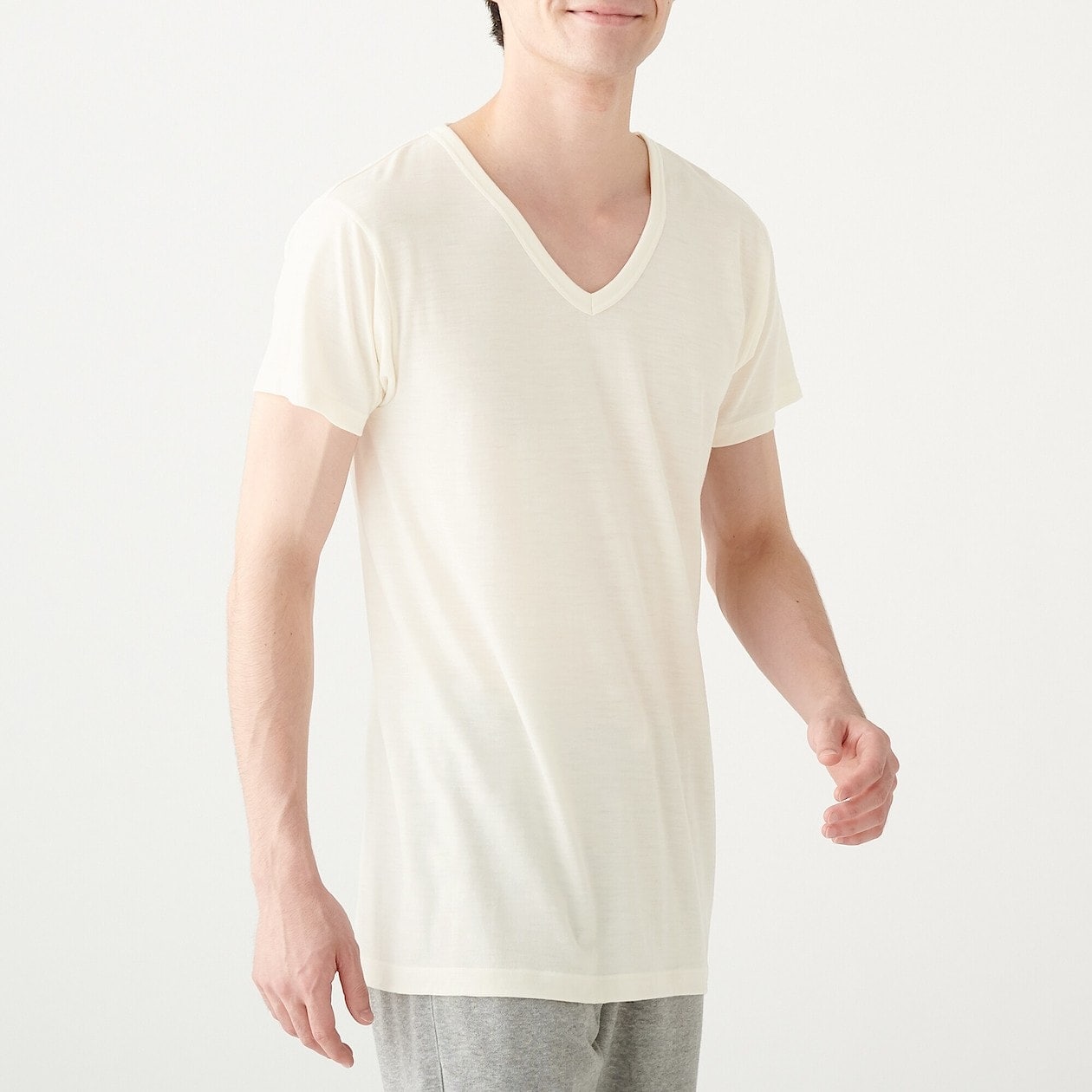 脇に縫い目のない ウールvネックtシャツ 紳士s オフ白 ウールインナー 紳士 メンズ 通販 無印良品 脇に縫い目のない ウールvネックtシャツ 紳士s オフ白 ウールインナー 紳士 メンズ 通販 無印良品