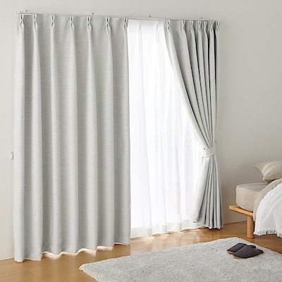 【遮光１級】ポリエステル二重織プリーツカーテン（防炎・遮光性）／ライトグレー