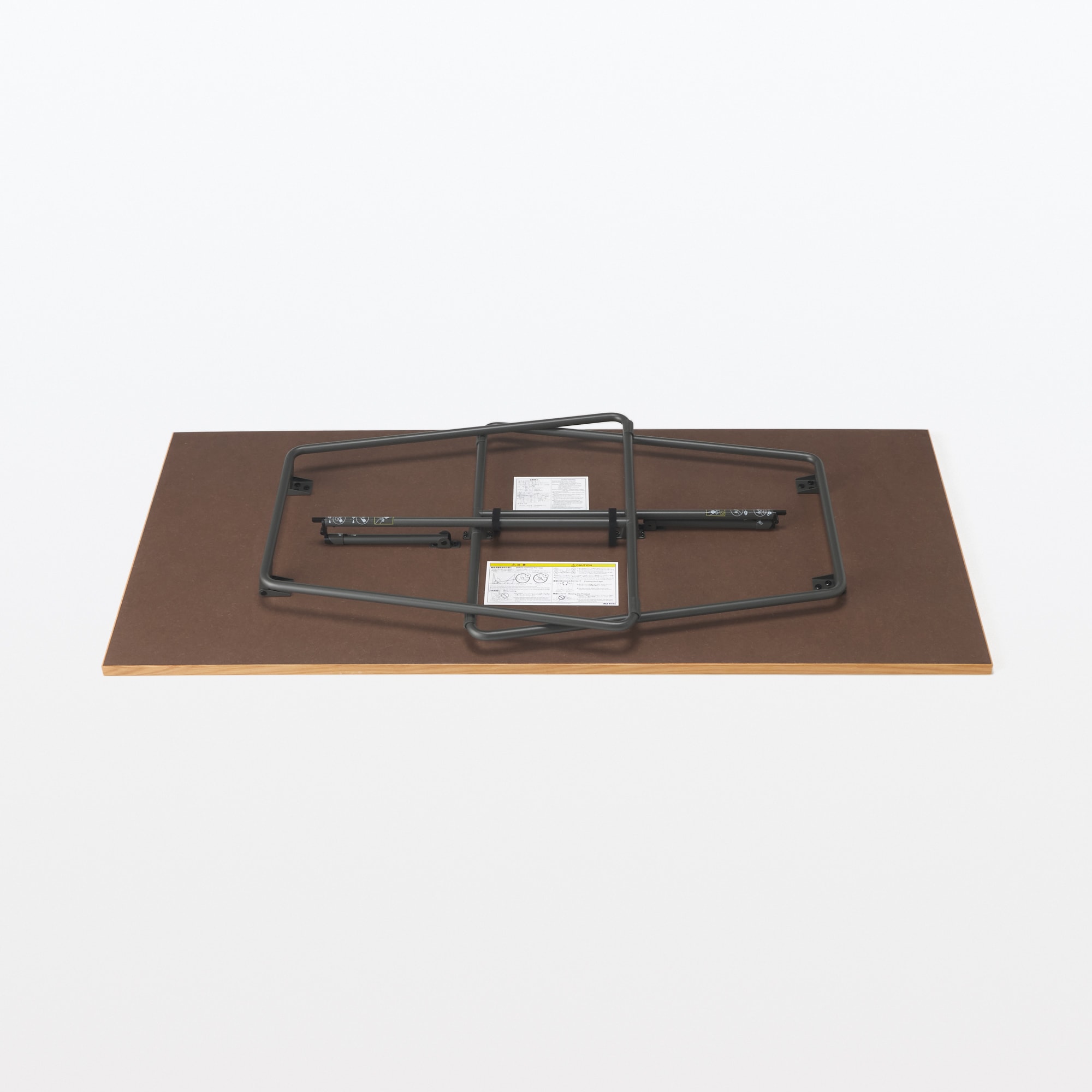 木製折りたたみテーブル