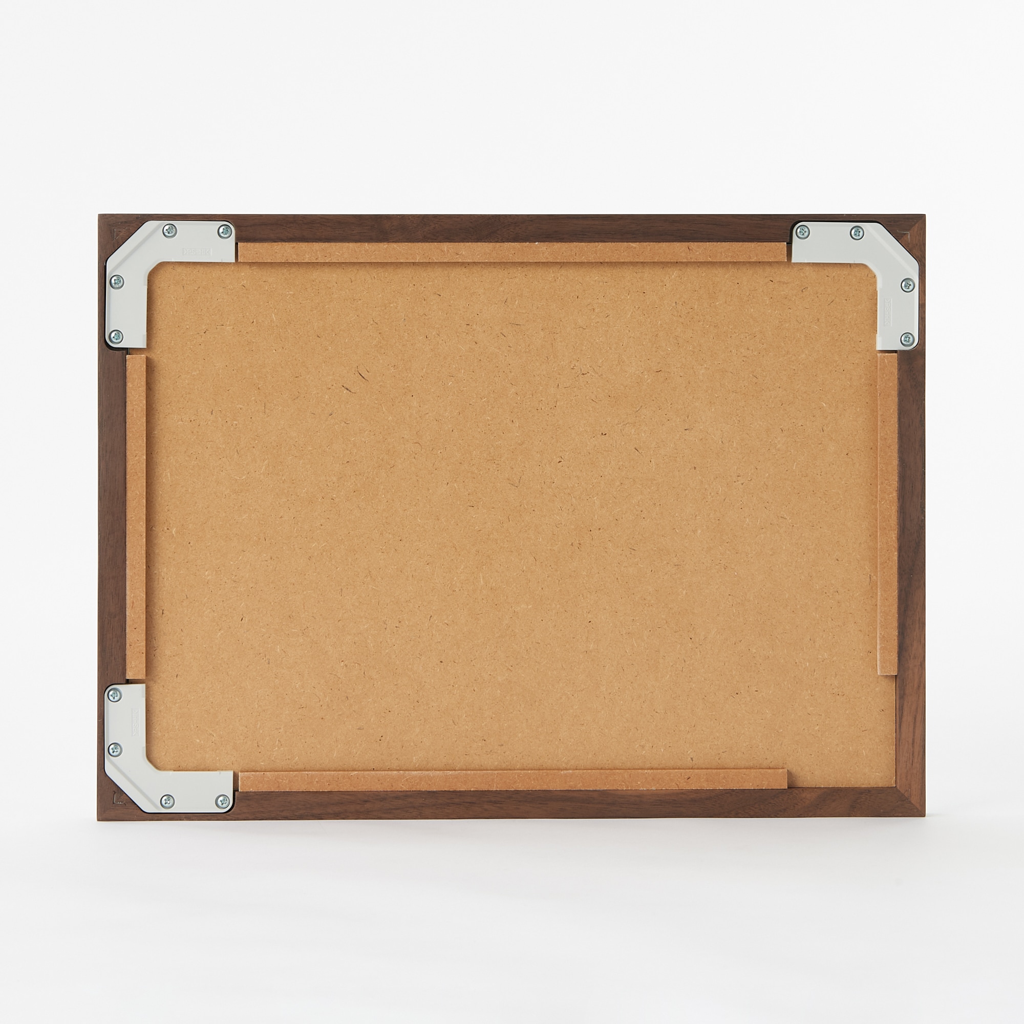 壁に付けられる家具ミラー