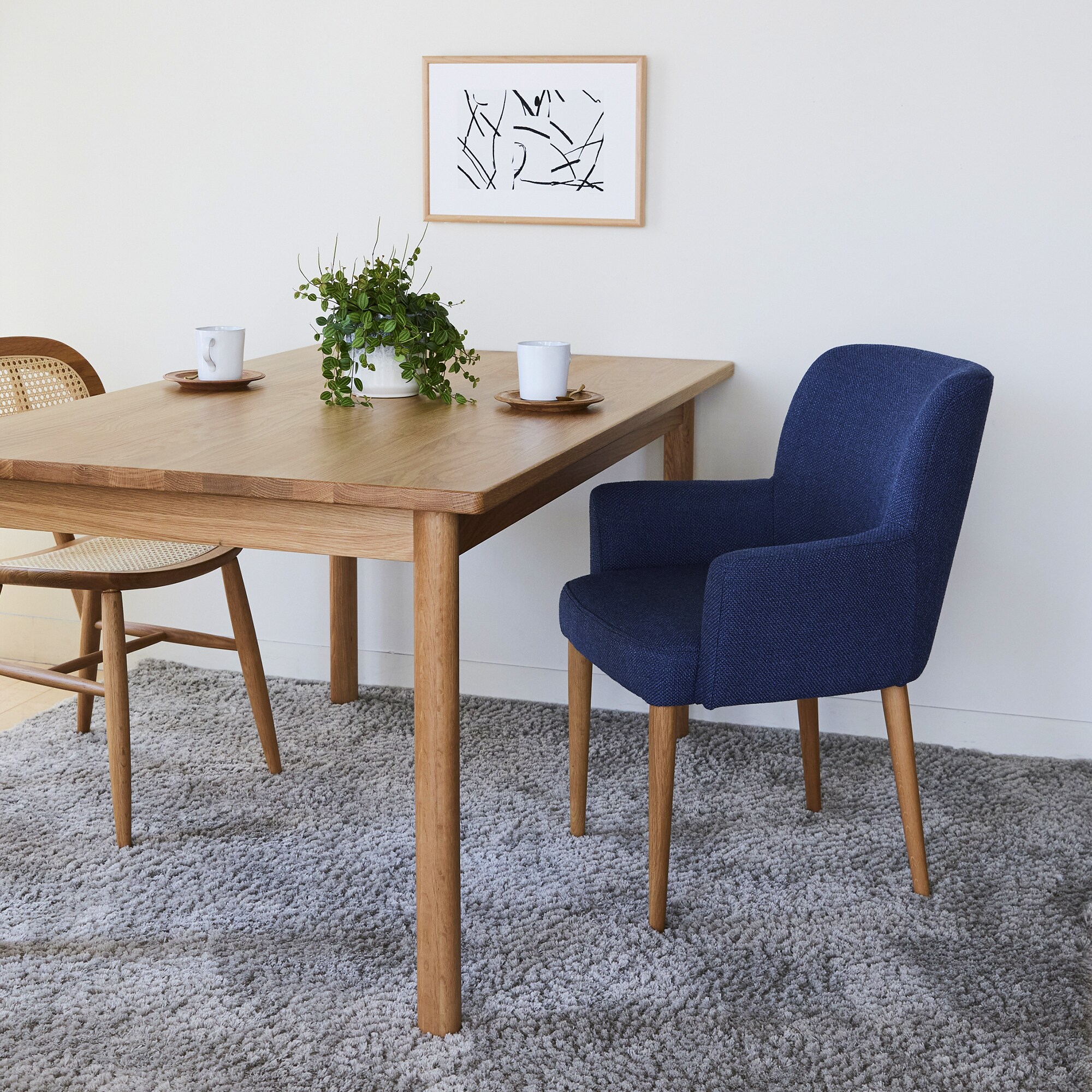IDEE］LIEVRE ARM CHAIR NAVY NA Legs