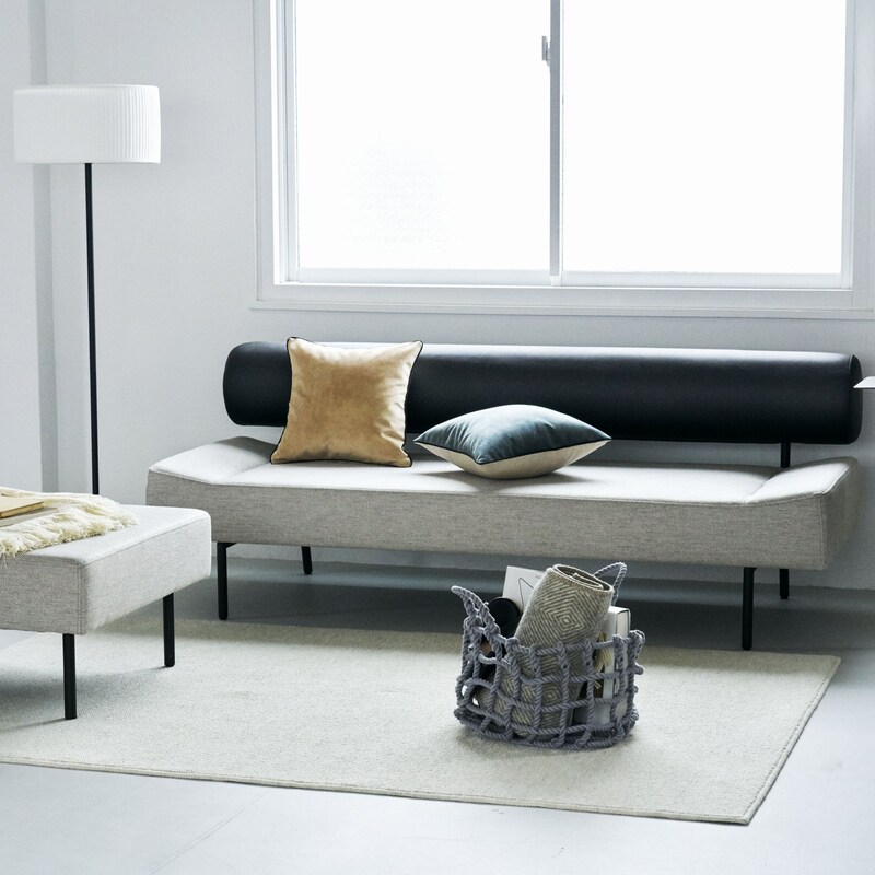 IDEE］DIVANCO SOFA R BLACK／LIGHT  