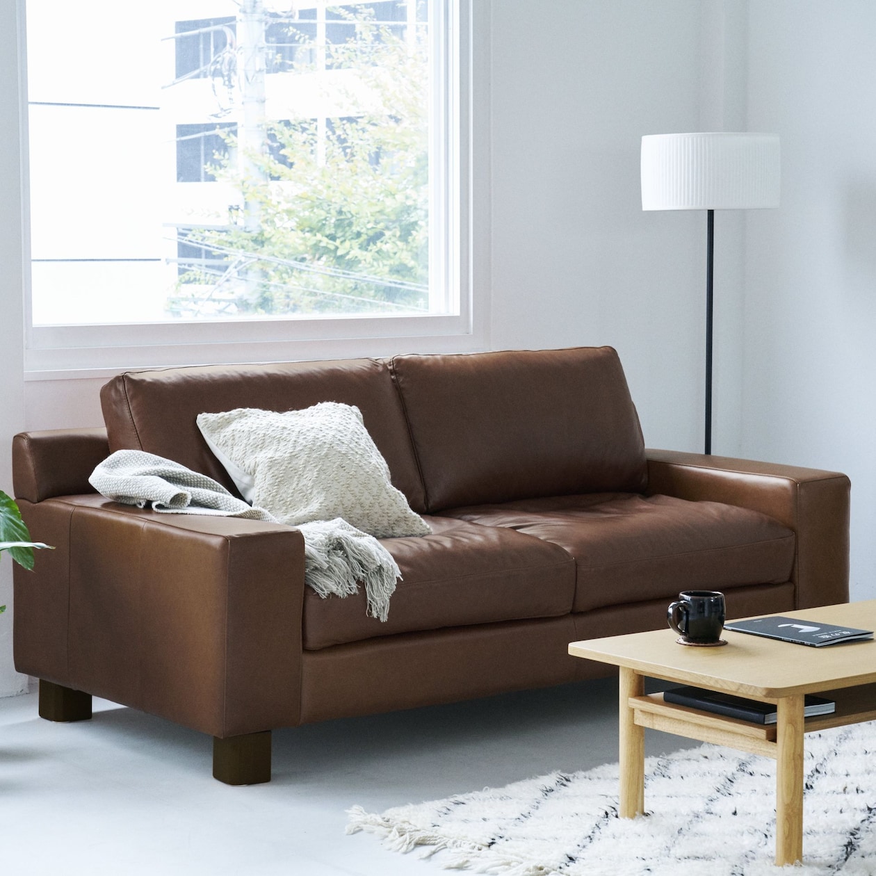 ＳＥＲＩＥＵＸ　ＳＯＦＡ　１９００　ＬＩＧＨＴ　ＣＨＯＣＯＬＡＴＥ