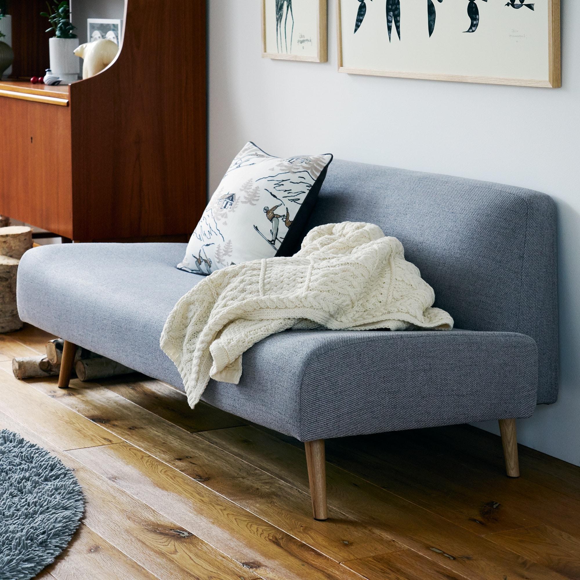 ［ＩＤＥＥ］ＡＯ　ＳＯＦＡ　（２）　ＧＲＡＹ