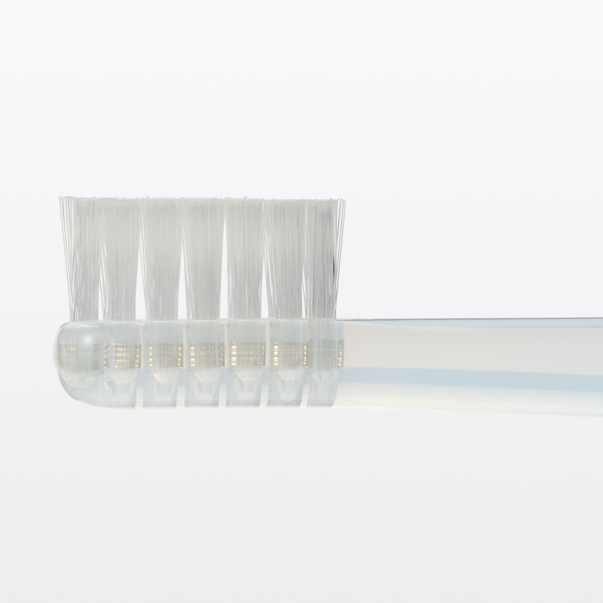 ポリプロピレンこども用歯ブラシ