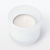 重なるキャンドルホルダー