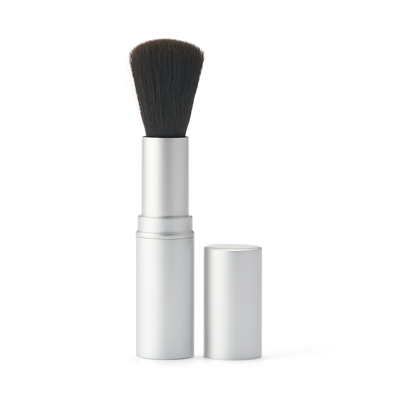 ポリエステル携帯用チークブラシ