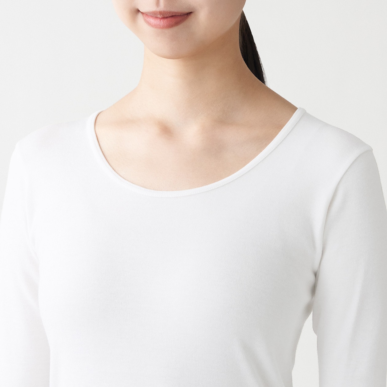 綿とウールで真冬もあったかＵネック八分袖Ｔシャツ 婦人ＸＳ・オフ白 | あったか綿インナー | 婦人・レディース 通販 | 無印良品