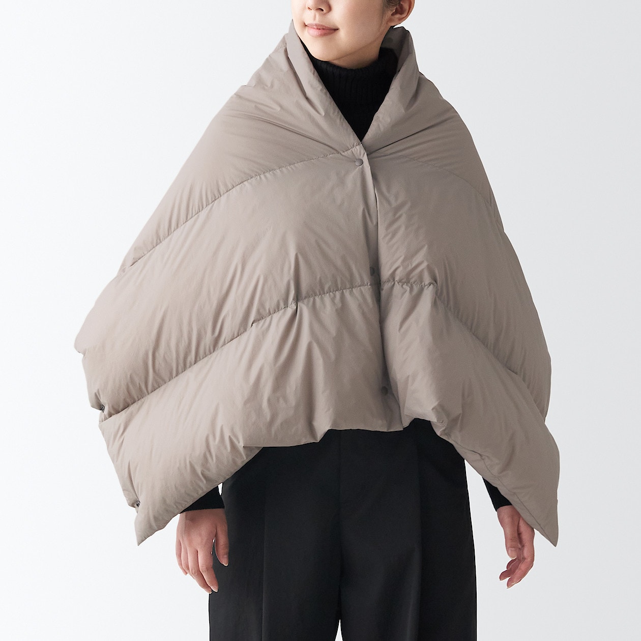 軽量ポケッタブル ダウンケープ １５０ ５５ｃｍ ライトベージュ ストール マフラー 通販 無印良品