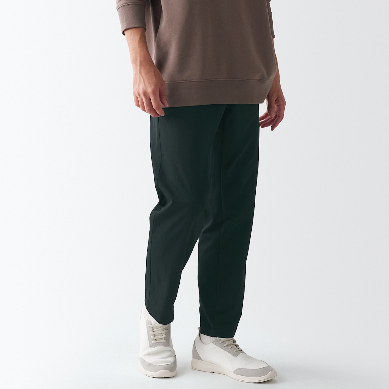 撥水 ストレッチチノテーパードパンツ 紳士ｘｓ 黒 パンツ 紳士 メンズ 通販 無印良品