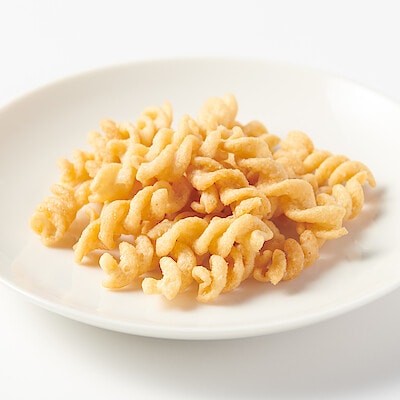 糖質１０ｇ以下のお菓子　パスタスナック　チーズ味　３２ｇ