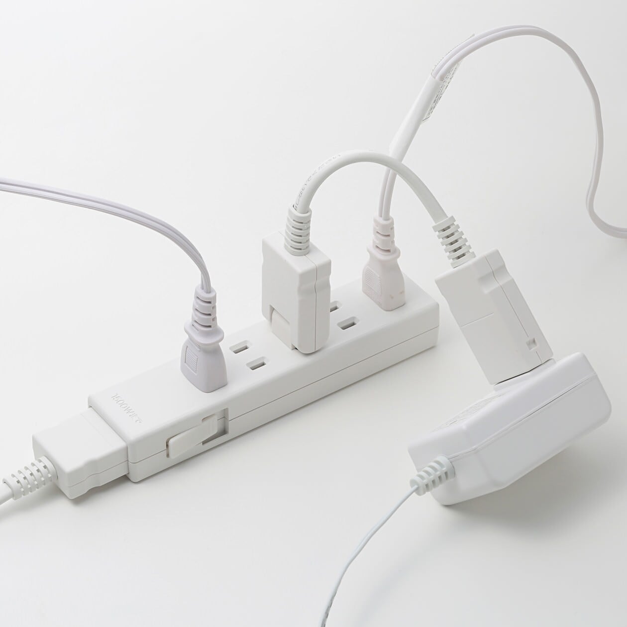 ジョイントタップ　ロック付　コンセント５個口