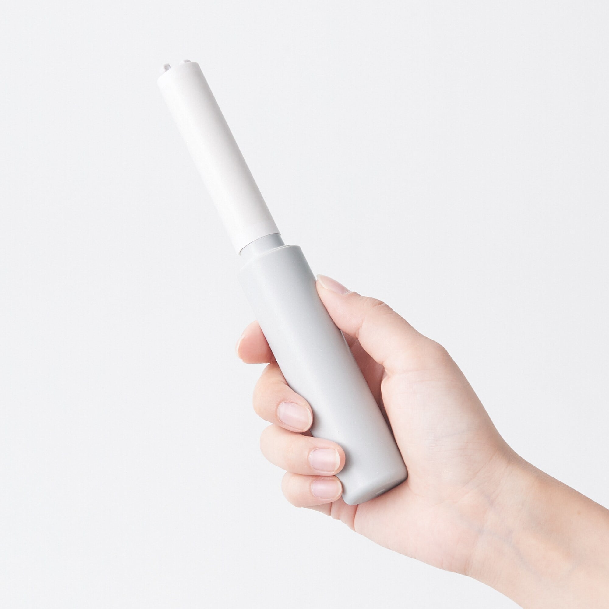 携帯用衣類クリーナー