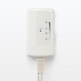 羽織れる電気ひざ掛け　ダークブラウン