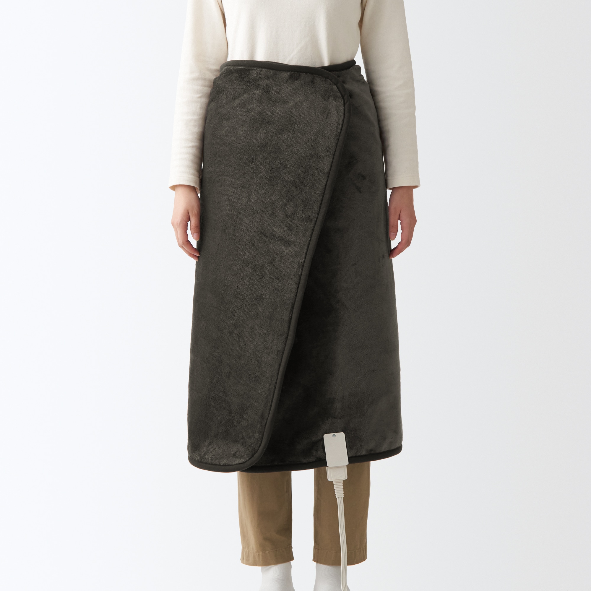 羽織れる電気ひざ掛け　ダークブラウン