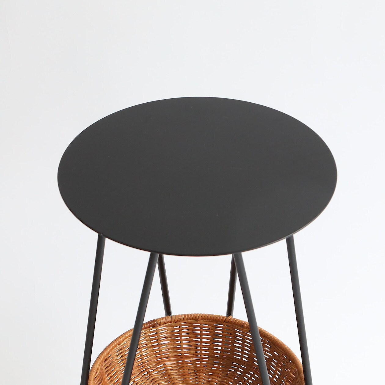 [IDEE]WALLABY SIDE TABLE Black 無印良品