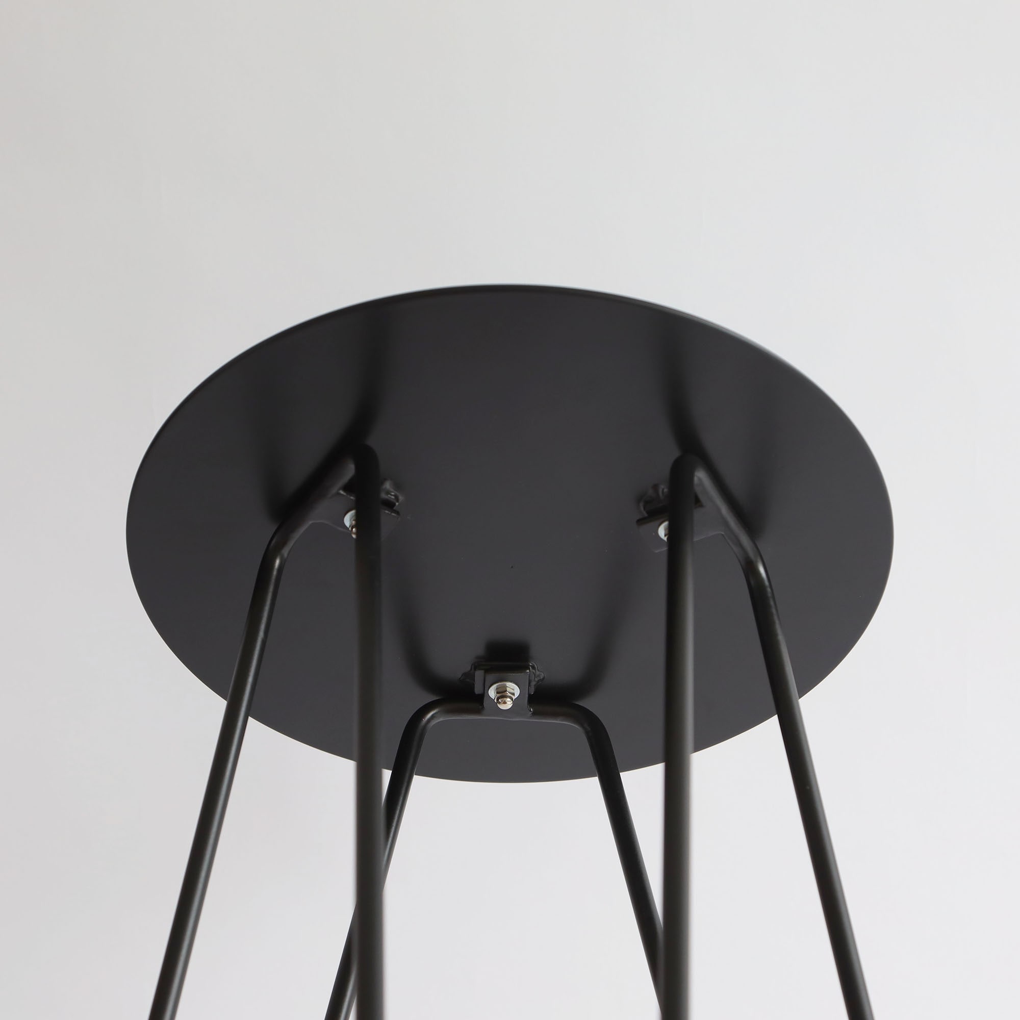 ［ＩＤＥＥ］ＷＡＬＬＡＢＹ　ＳＩＤＥ　ＴＡＢＬＥ　Ｂｌａｃｋ