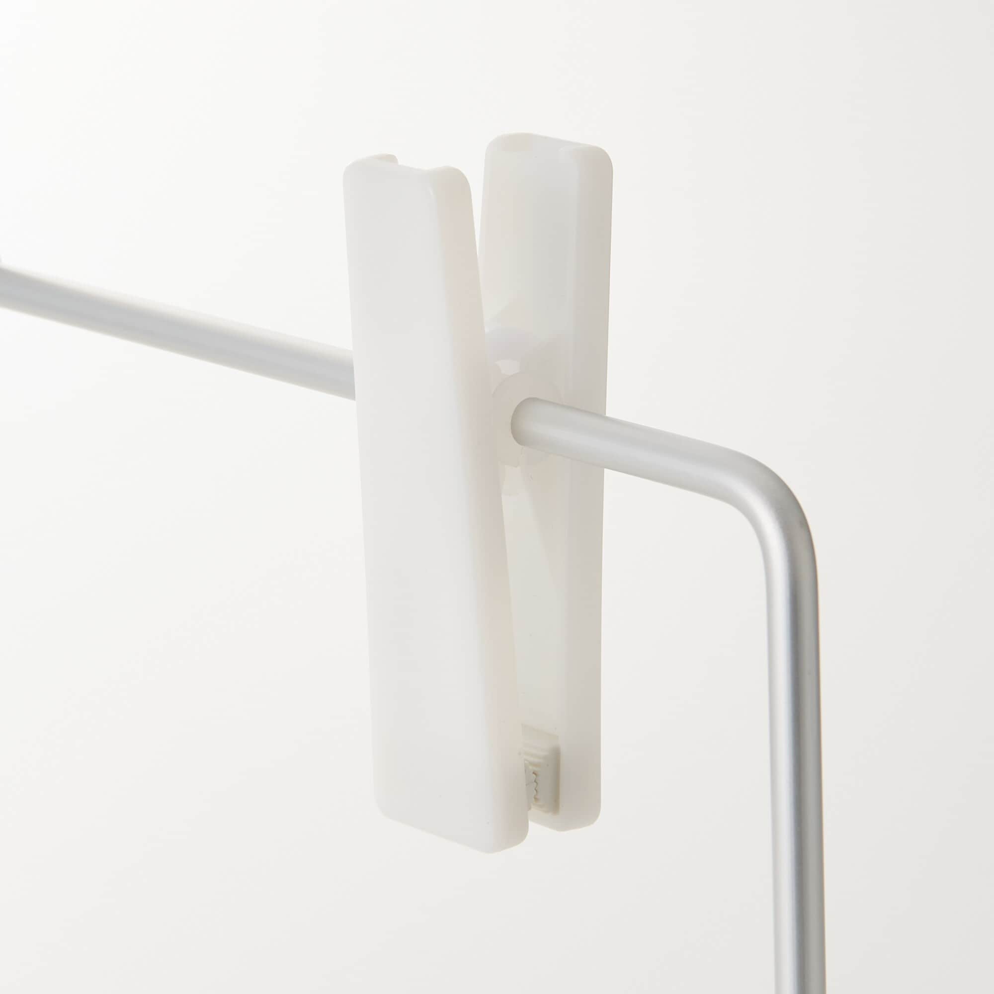 アルミハンガーパンツ　スカート用３段