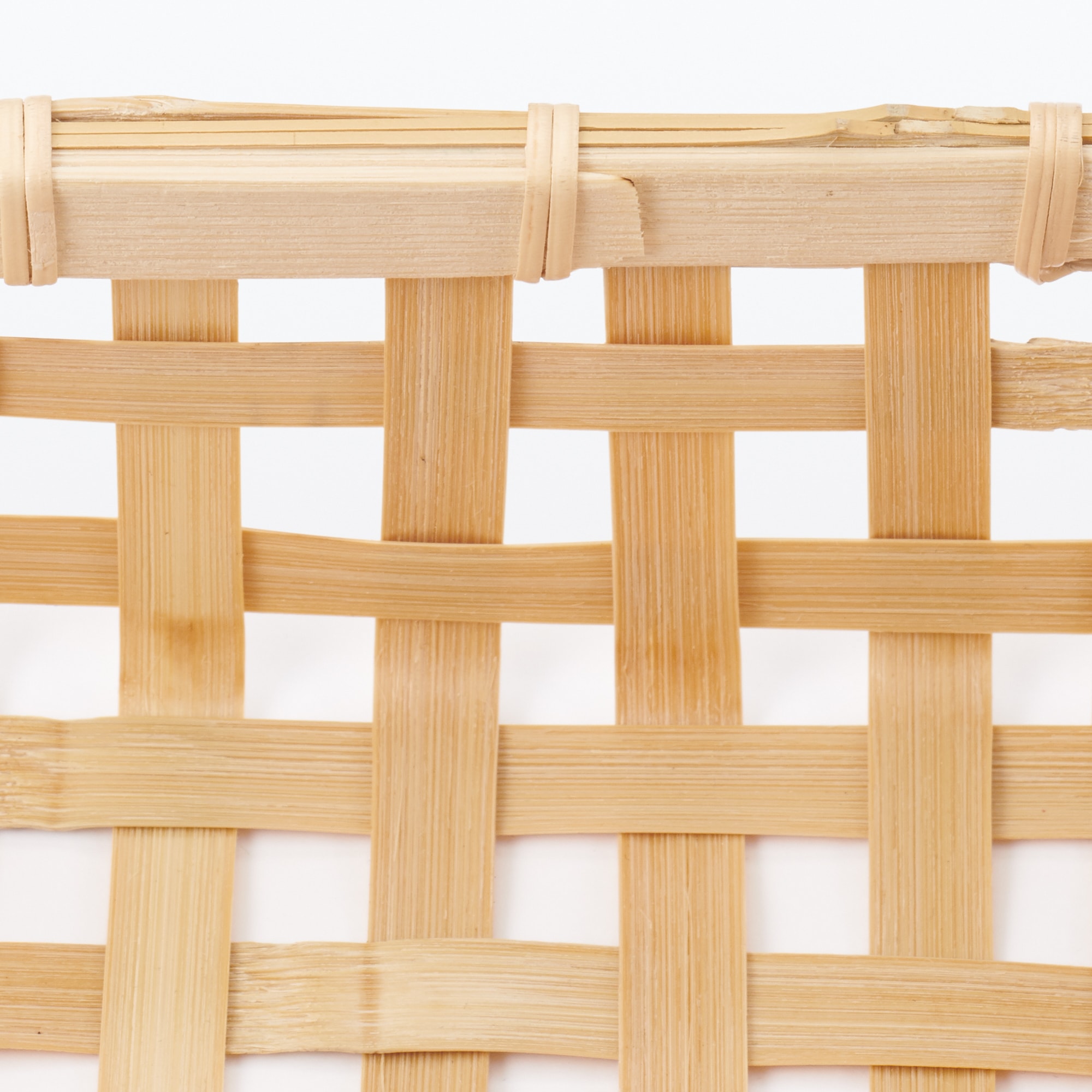 竹材　編みかご