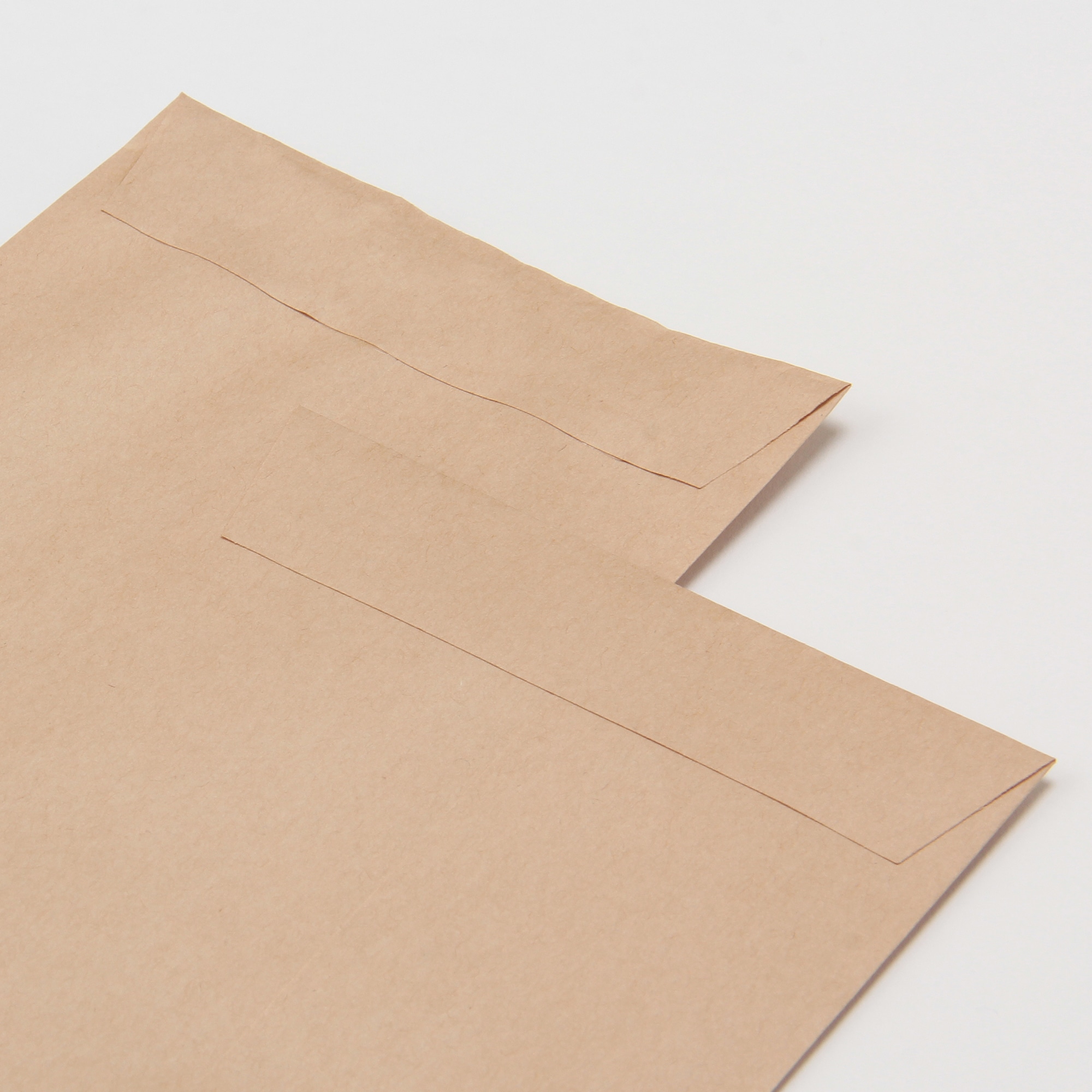 しわにならない液状のり