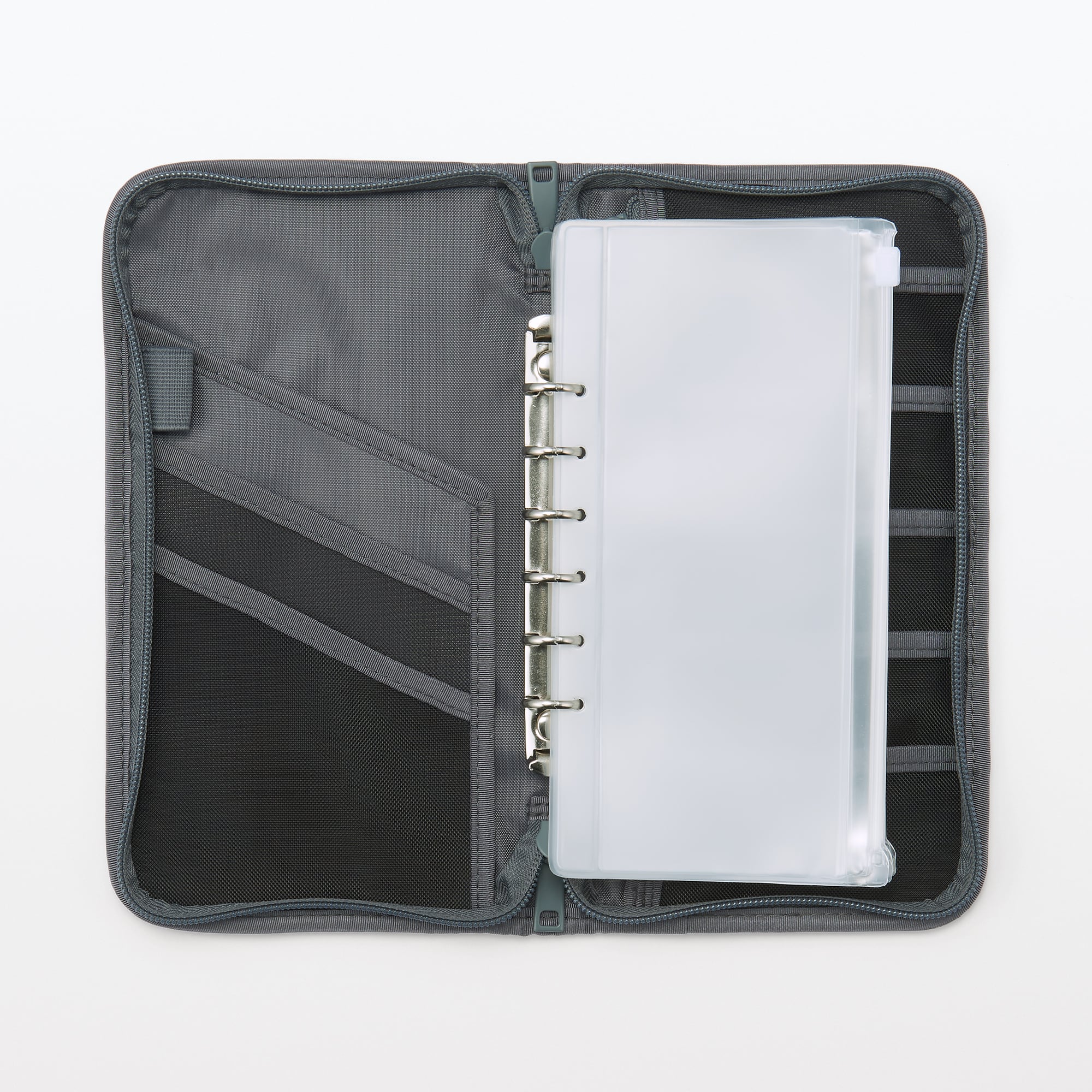 ポリエステル　パスポートケース　クリアポケット付