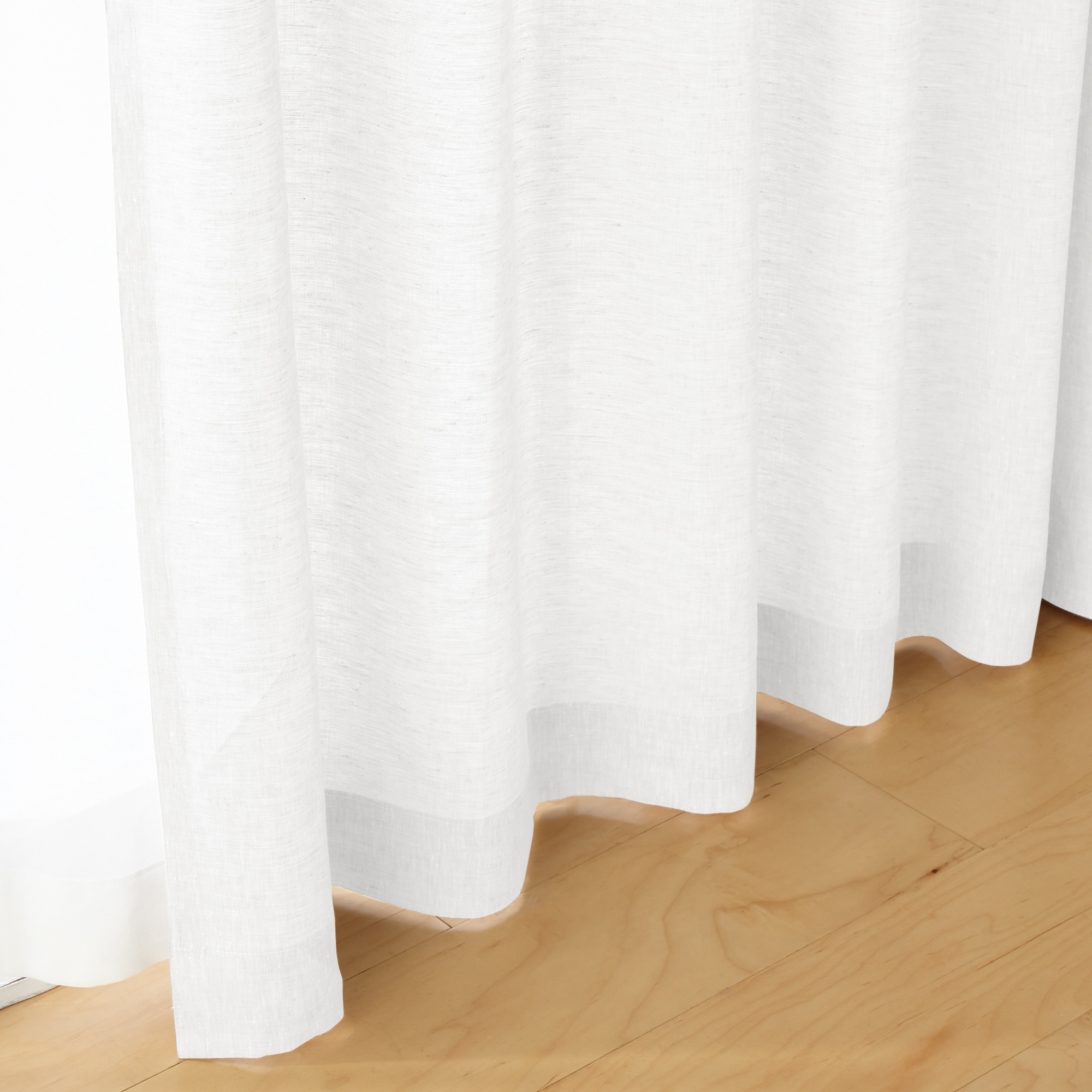 麻平織プリーツカーテン／オフ白