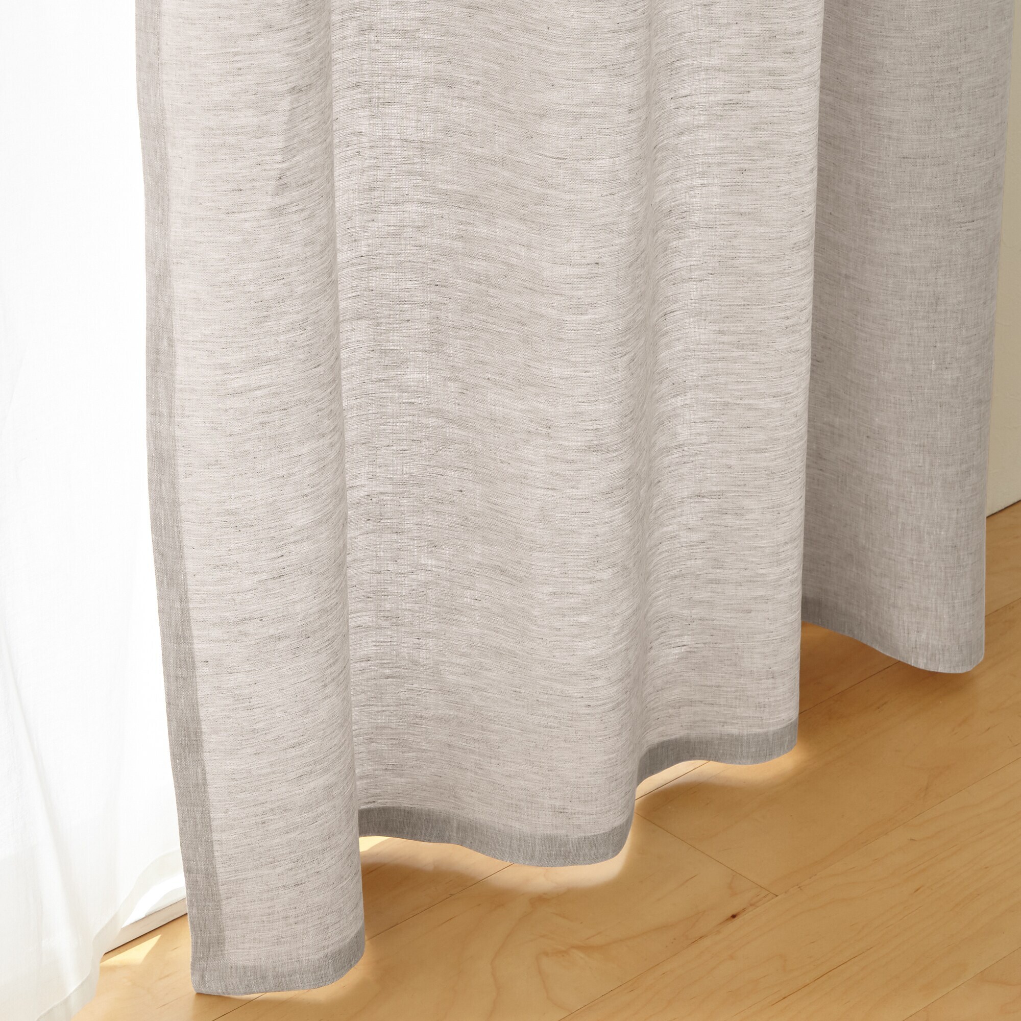 麻平織ノンプリーツカーテン／ライトベージュ