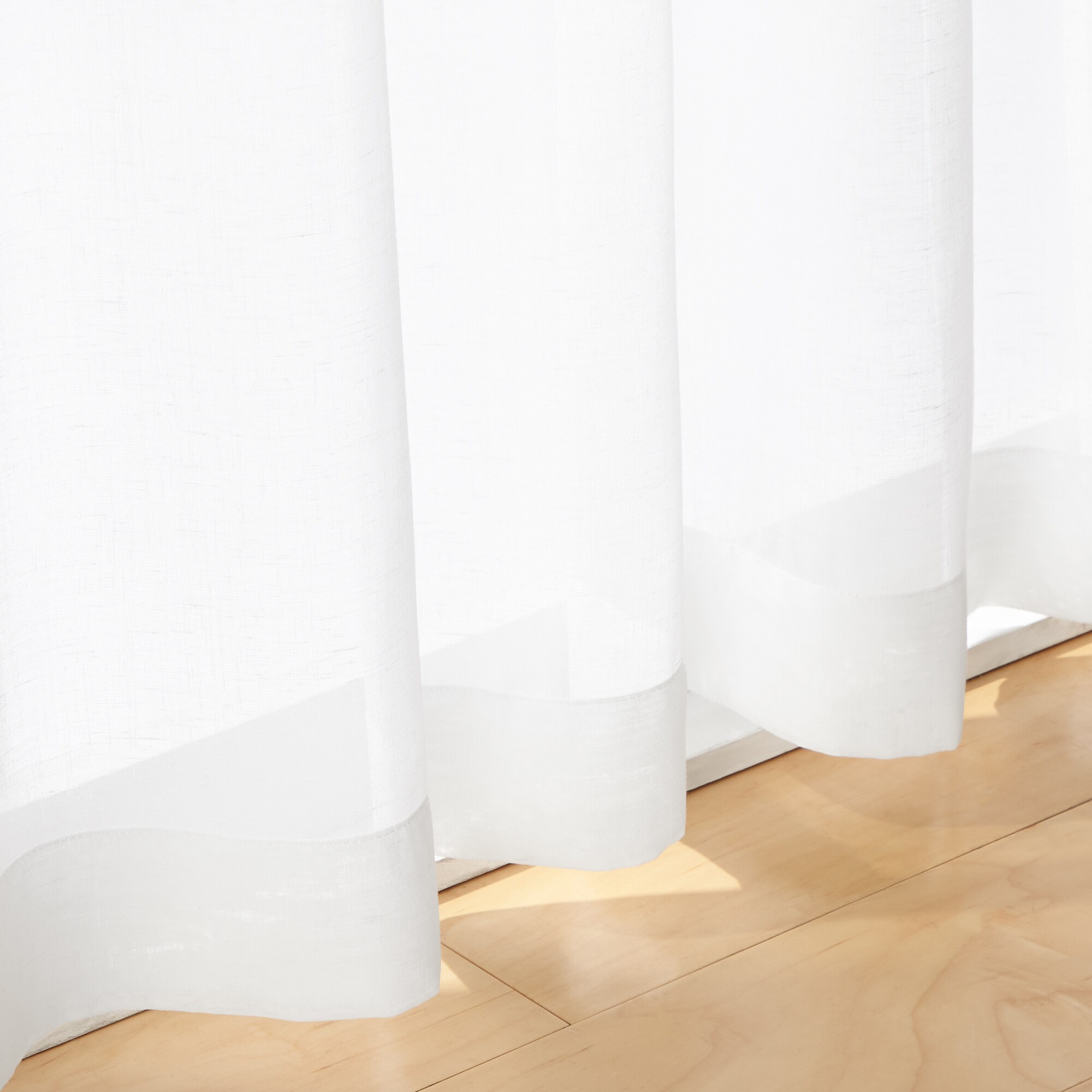 ポリエステルスラブボイルプリーツカーテン／オフ白