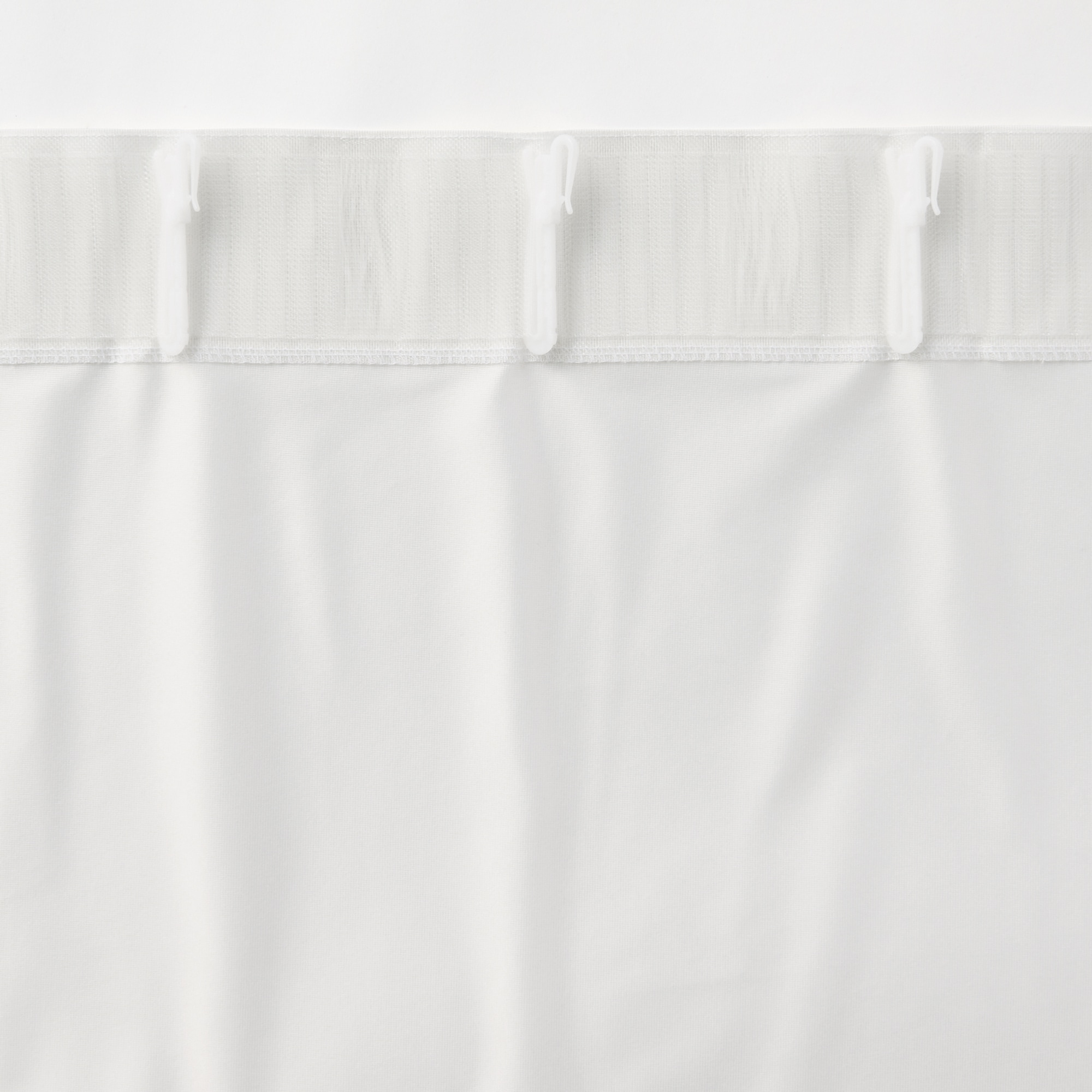 花粉をキャッチし熱を通しにくいレースノンプリーツカーテン／オフ白